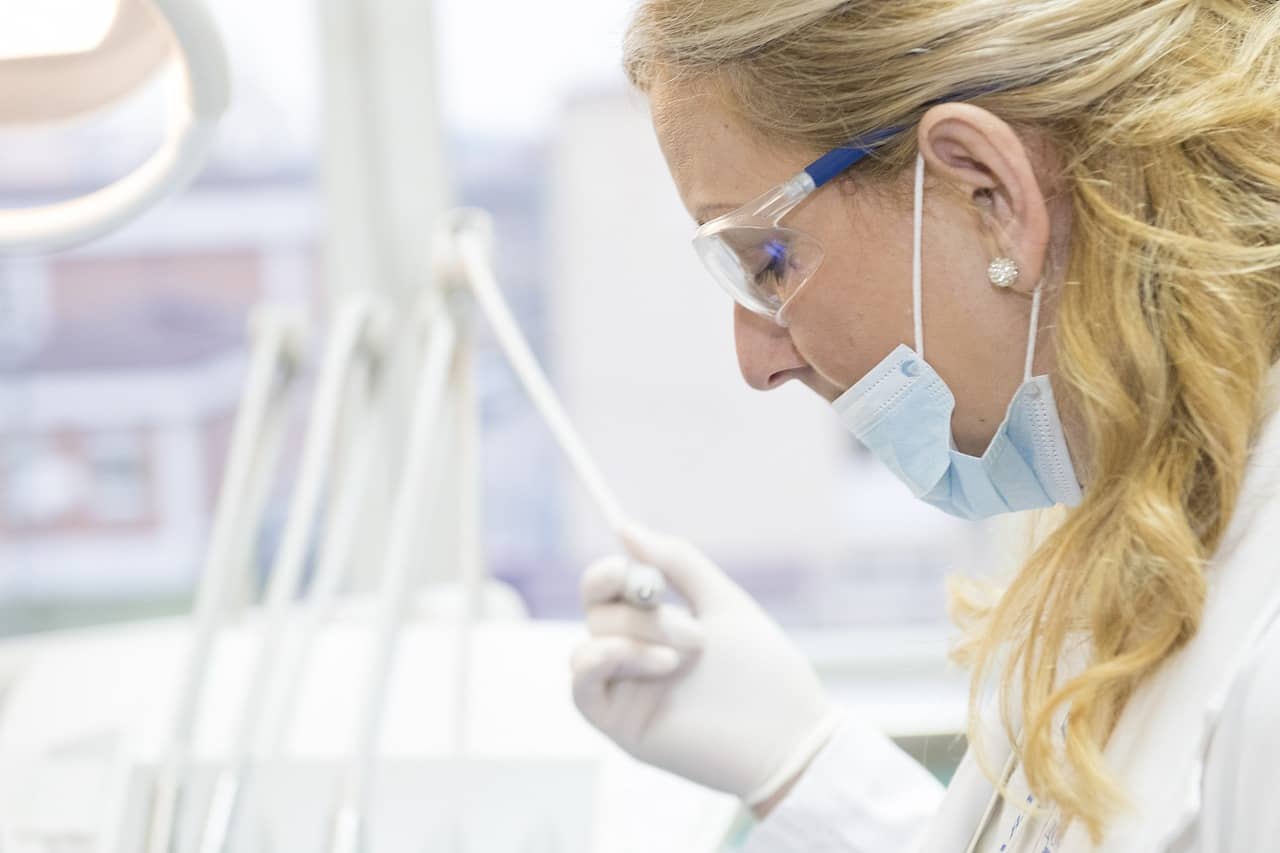 How long does a dental cleaning take?